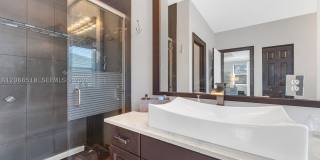 19500 SW 39th Ct Gallery 44