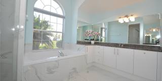 16 CEDARWOOD COURT Gallery 21