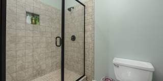 Stylish 3-bedroom townhome in Vermillion in Hustersville Gallery 26