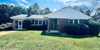 Sandusky Brick Ranch Gallery 1