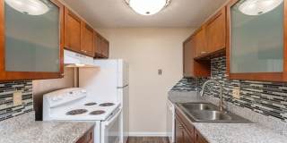 River Bend Apartments Gallery 7