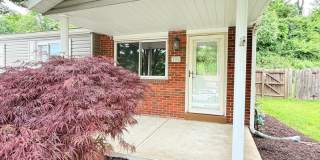 Spacious 3-Bedroom 1.5 - bathroom Home for Rent Gallery 1