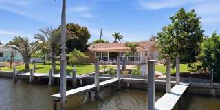 8455 SE Palm Street Gallery 4