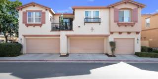 Spacious 3/3 Townhouse in North Clovis Gallery 1