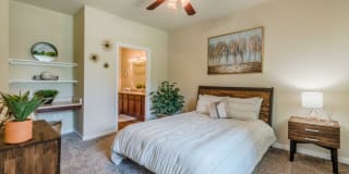 Hunter's Cove Gallery 10