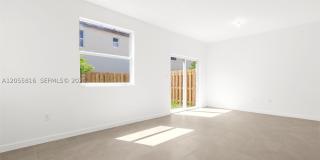 2623 SE 25th Ter Gallery 5
