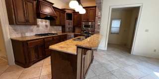 4 Bedroom, 3 Bathroom, Brick Home, Two Car Garage, Fireplace, High Ceilings, Granite Countertops, Fenced in Yard. Custom Built Home, Walkers Lake Subdivision , Triple-Split Floor Plan. Gallery 9
