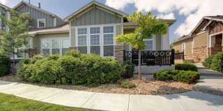 Spacious 3 BDR Townhome on Golf Course Gallery 48
