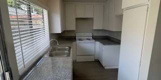 COMING SOON! 3 Bed + 1.5 Bath Townhouse Gallery 12