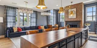 Luxe at the Highlands Gallery 3