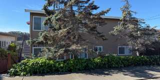 Bright and Airy Top Floor 2 bedroom SSF Gallery 1