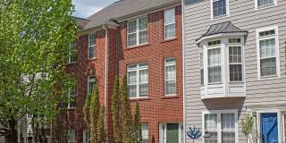 Spacious Cherry Hill Townhome Gallery 1