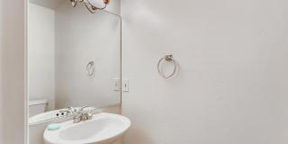 ADORABLE TOWN HOME with BALCONY and a GREAT SIZE PATIO/"BACKYARD" Gallery 15