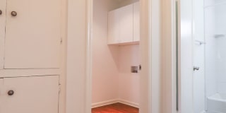 Beautiful Brookside duplex unit - NO PETS Gallery 10