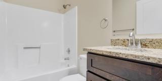 Glen at Bogey Hills Gallery 9