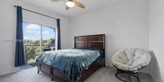 2467 SE 19th St Gallery 20