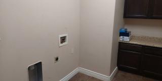 4 BEDROOM 3 BATHROOM HOME Gallery 14