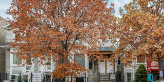 2820 N SACRAMENTO Avenue Gallery 1