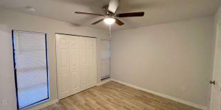 Beautiful Single Family Home! $2395/1085ft2-South Sarasota, 3-Bed/2-Bath, Fully Renovated: Annual Rental! Gallery 23