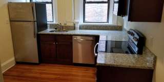 Charming 2 Bedroom-No Broker Fee Gallery 1