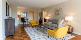 The Pierre Gallery 9