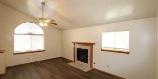 3-Bedroom Townhome in Desirable Lower Greenlaw Gallery 7