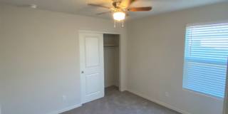 SHORT TERM AVAILABLE at a higher rate 3 bedroom 2 bath Gallery 10