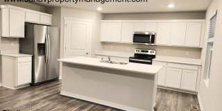 Modern 4BR Home Near Great Western Bike Trail | West Des Moines Gallery 9