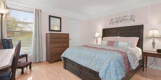 4 DUDLEY CT Gallery 26