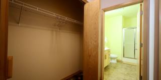 Settlement Place Gallery 400