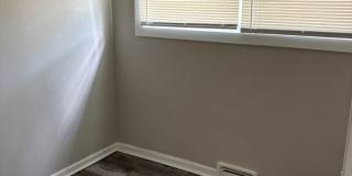 Large 3 bedroom house available Gallery 8