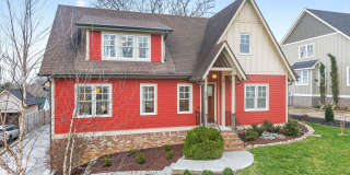 Great location, less than one mile from Historic Downtown Franklin. Gallery 3