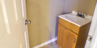 Two Bed Point Breeze Townhouse Gallery 7
