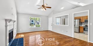 Modern Living in the Heart of West Ashley Gallery 11