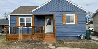 Immediate Move-In! Renovated 2BR House Near Ball State w/ Fireplace & Outdoor Space Gallery 36