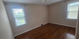 Audubon-Downriver Neighborhood 3+ bedroom, 1 bath corner lot with large, fenced yard Audubon-Downriver Neighborhood 3+ bedroom, 1 bath corner lot with large, fenced yard Gallery 33