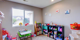 Gorgeous Home in Pronghorn Meadows! Gallery 24