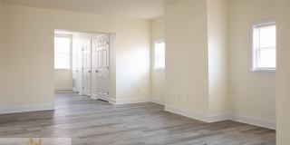 Updated 4BR House with 2 full baths and yard! Gallery 15