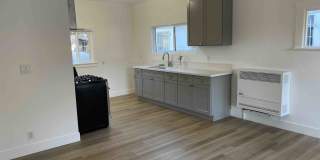 1657 West 38th Place Gallery 1