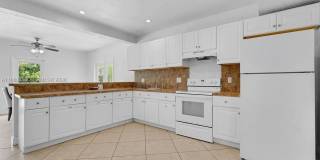 2417 Pierce Street -, Hollywood, FL 33020 2417 Pierce Street -, Hollywood, FL 33020 Gallery 8