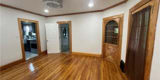2235 Montclair Avenue Gallery 7