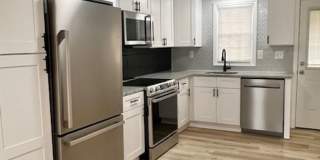 1308 W Ridge Street Gallery 1