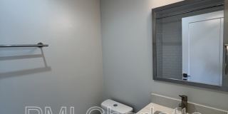 1106 N Alexander St Gallery 19