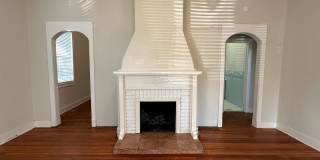 Experience the True San Marco Lifestyle in this Beautiful 3Bed/2Bath House! Ready for move in early July. Gallery 6