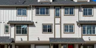 3 Bed 3.5 Bath TownHouse w/ Large Office/Den or additional Suite ~ River Terrace Subdivision! BISD Schools, Mountainside HS, Nike, Intel and More! 3 Bed 3.5 Bath TownHouse w/ Large Office/Den or additional Suite ~ River Terrace Subdivision! BISD Schools, Mountainside HS, Nike, Intel and More! Gallery 1