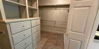 Gorgeous 4 bedroom, 3 Bathroom Home in Lakeside on Long Lake Gallery 15