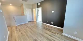 3 Bedroom 2.5 Bathroom Townhome - Pet Friendly. Gallery 11