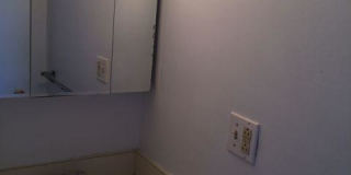 84 Gordon St. Gallery 10