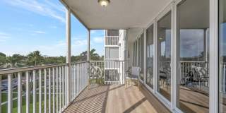 1 Harbourside Drive Gallery 50