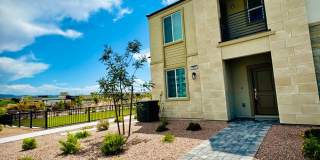 AMAZING, CORNER LOT, UPGRADED TOWNHOME IN "HENDERSON!!"  NEXT DOOR TO COMMUNITY DOG PARK!! Gallery 1